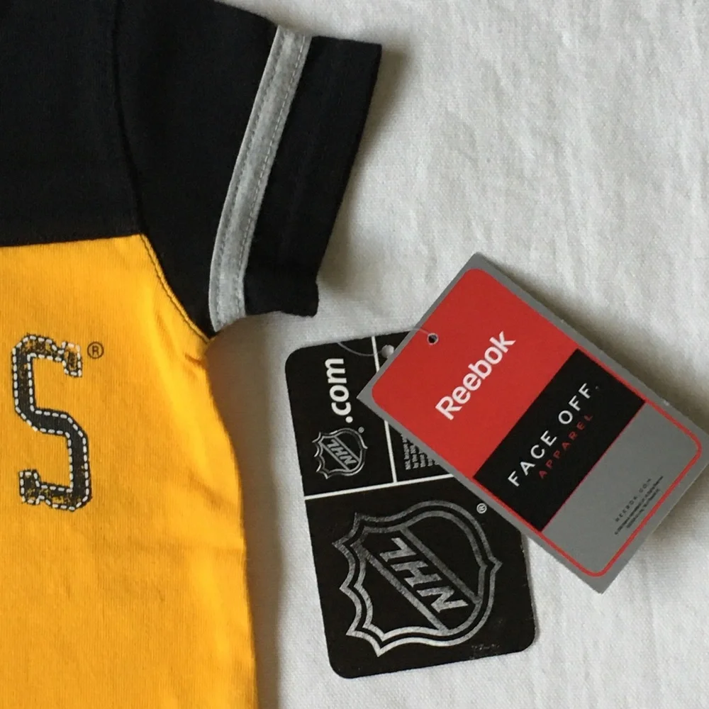 COPY - Bruins outfit 0 3 months NWT New hockey Boston